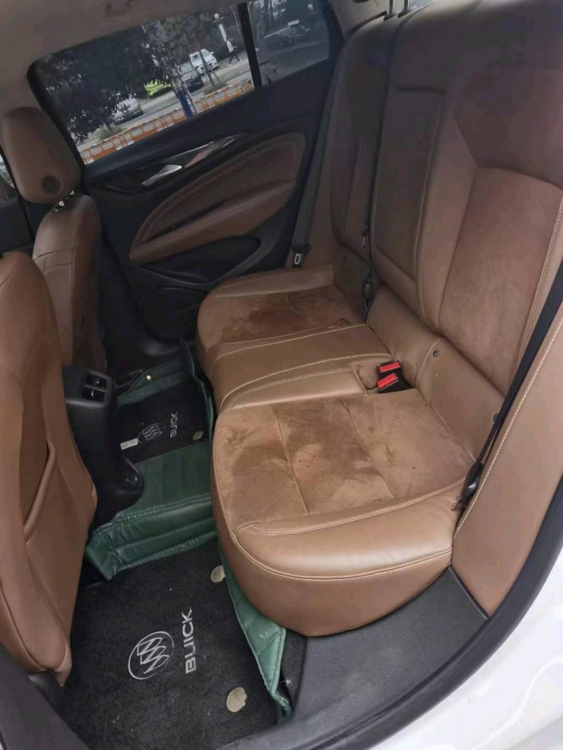 淮南19年别克君威8