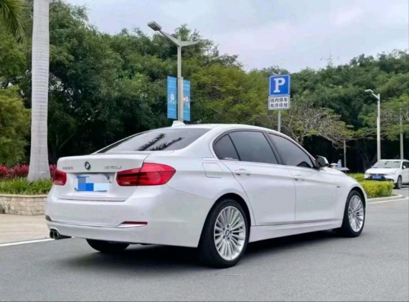 淮南18年宝马3系2