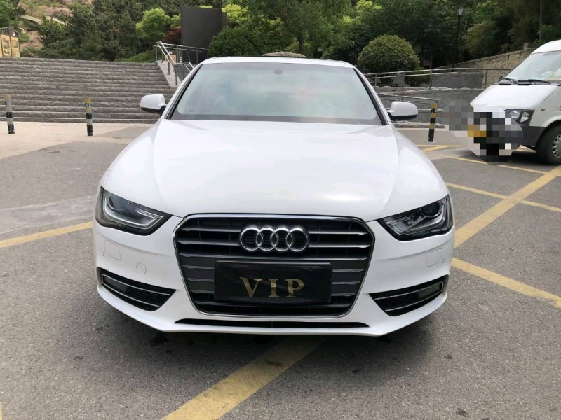 青岛14年奥迪A4L1
