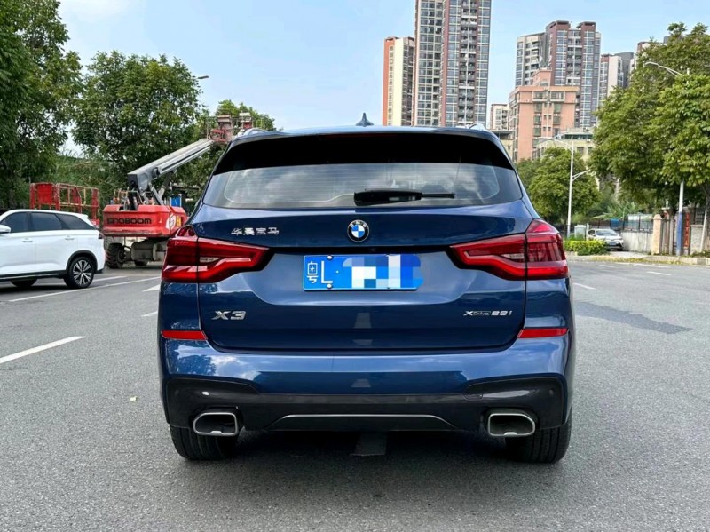 广州21年宝马X39