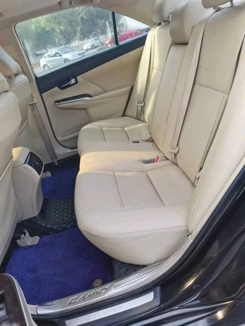 淮南16年丰田凯美瑞8