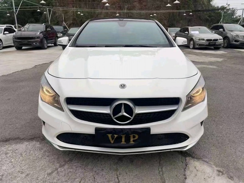 宜昌18年奔驰CLA1