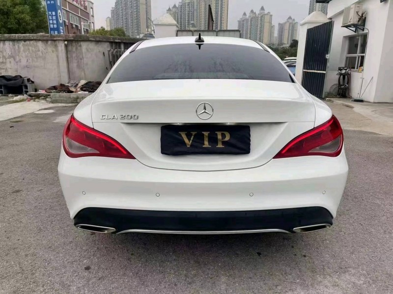 宜昌18年奔驰CLA2
