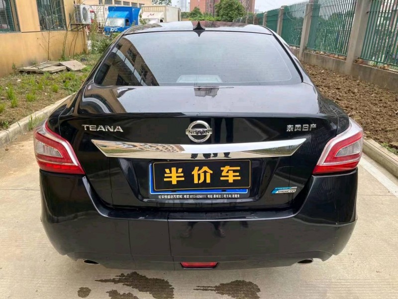 宜昌15年日产天籁2