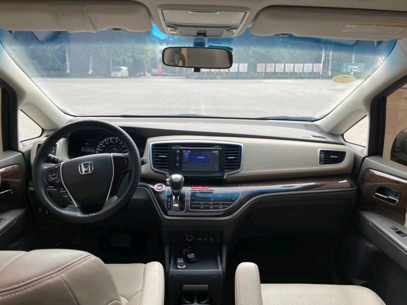 济南17年本田奥德赛4