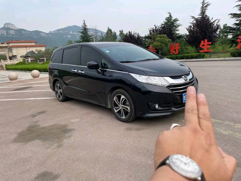 济南17年本田奥德赛3