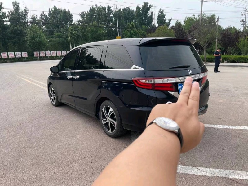 济南17年本田奥德赛7