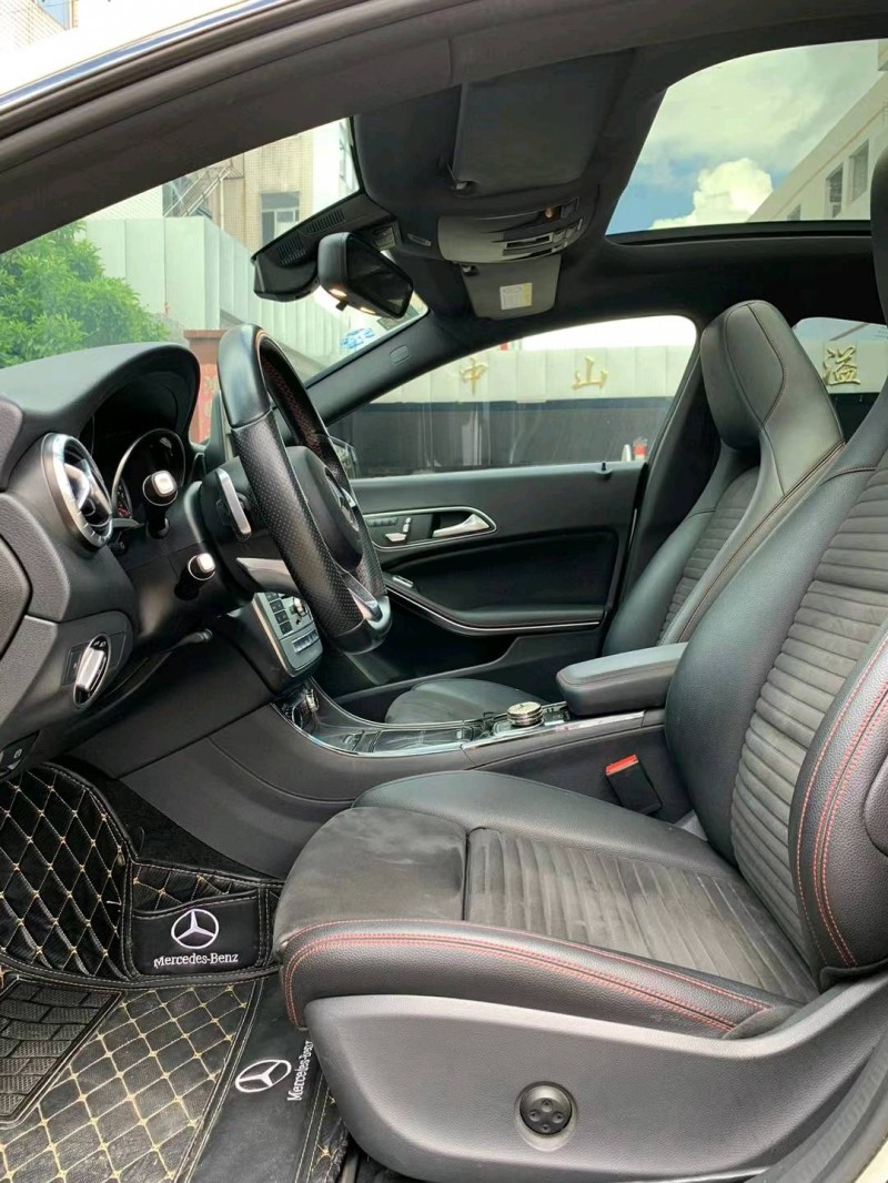 中山18年奔驰CLA6