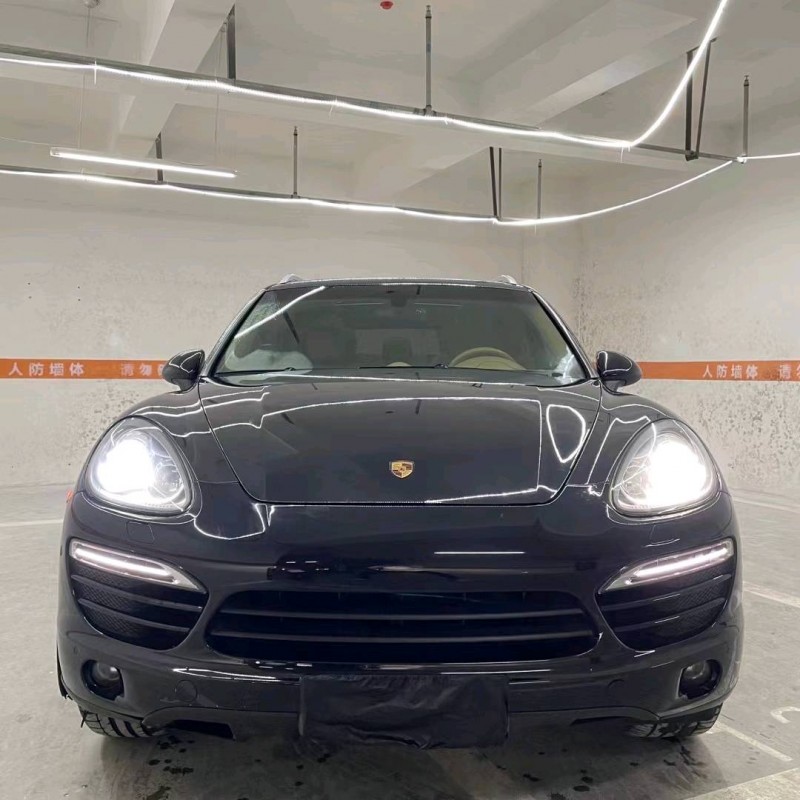 成都15年保时捷卡宴1