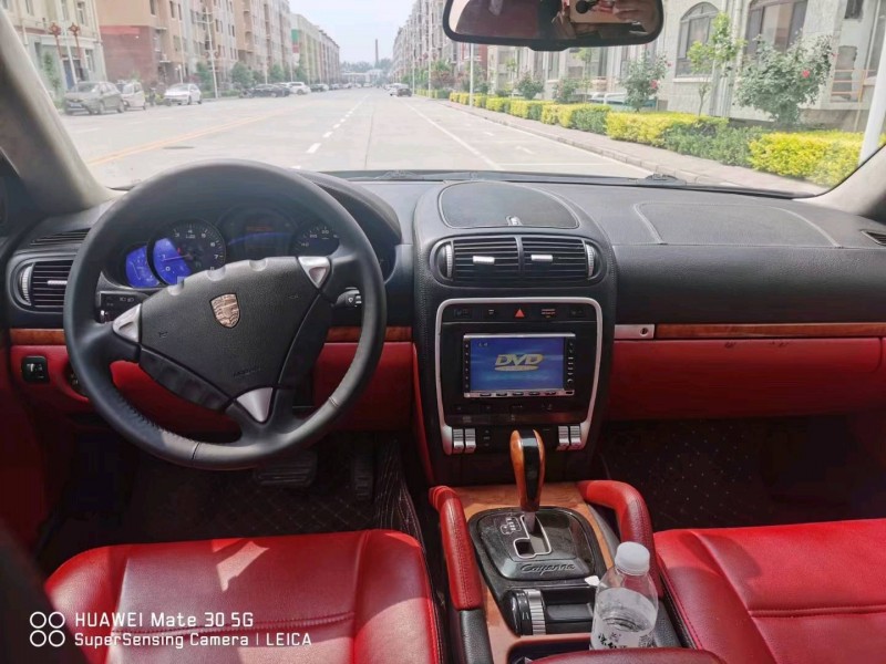 保定06年保时捷卡宴3