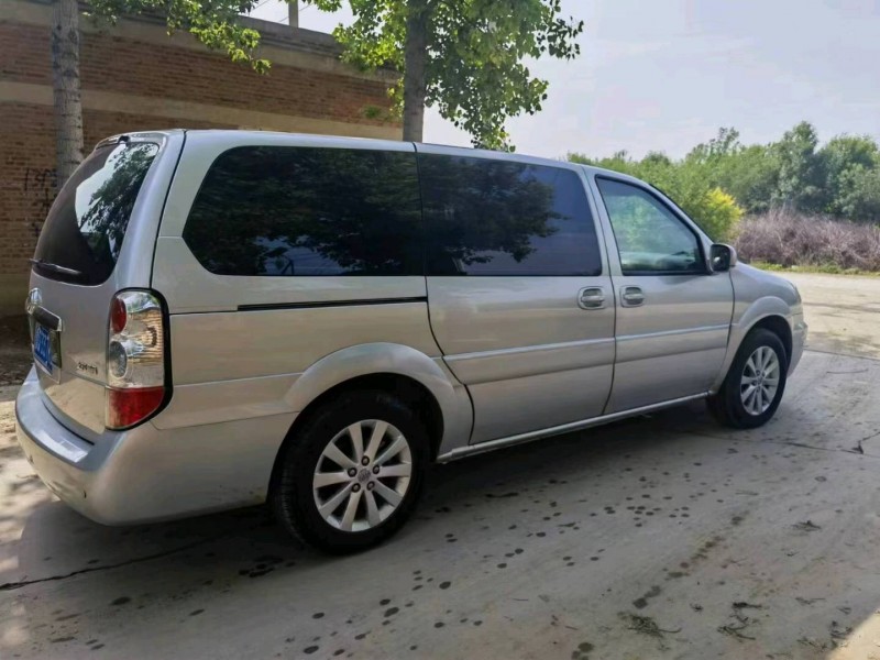 保定16年别克GL87