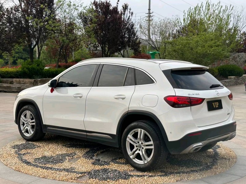 青岛21年奔驰GLA7