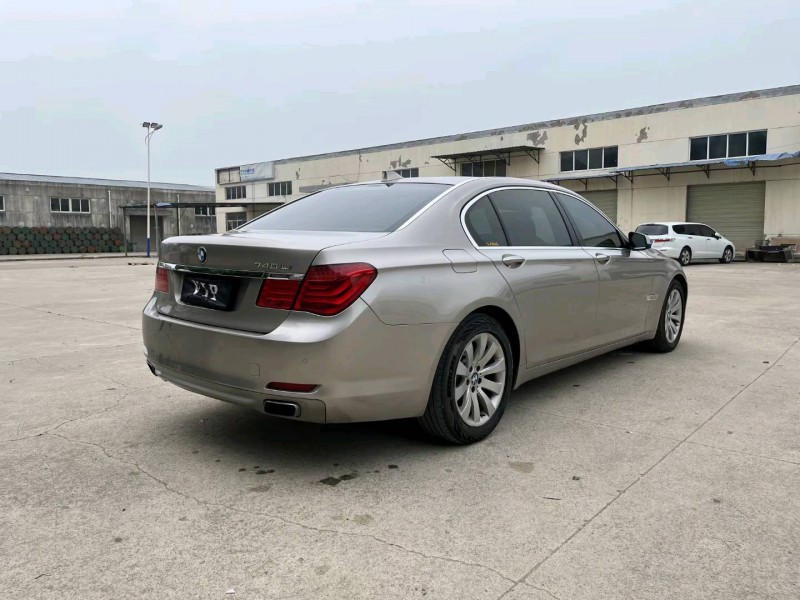 徐州12年宝马7系8