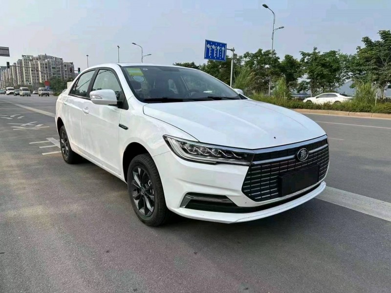 枣庄23年比亚迪秦2