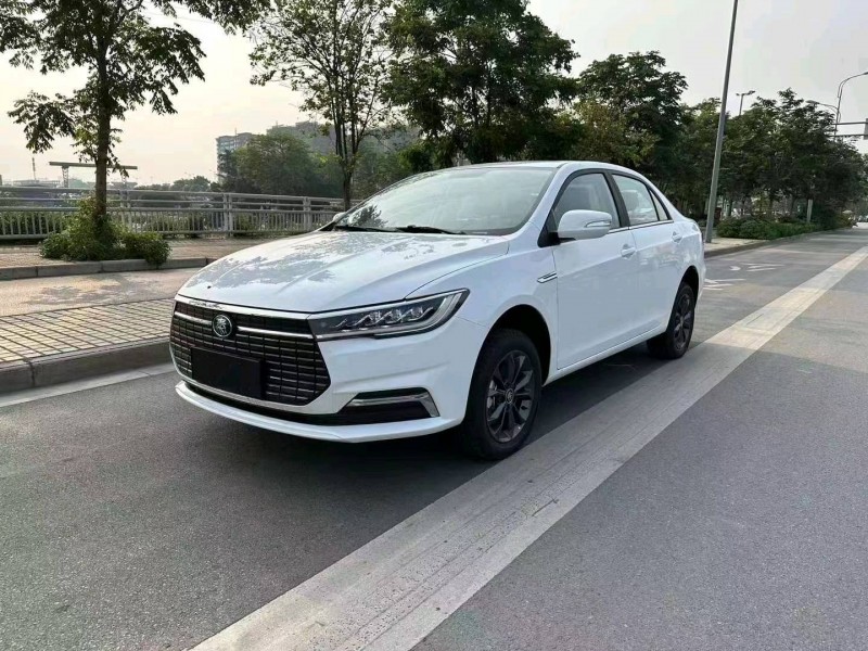 枣庄23年比亚迪秦3