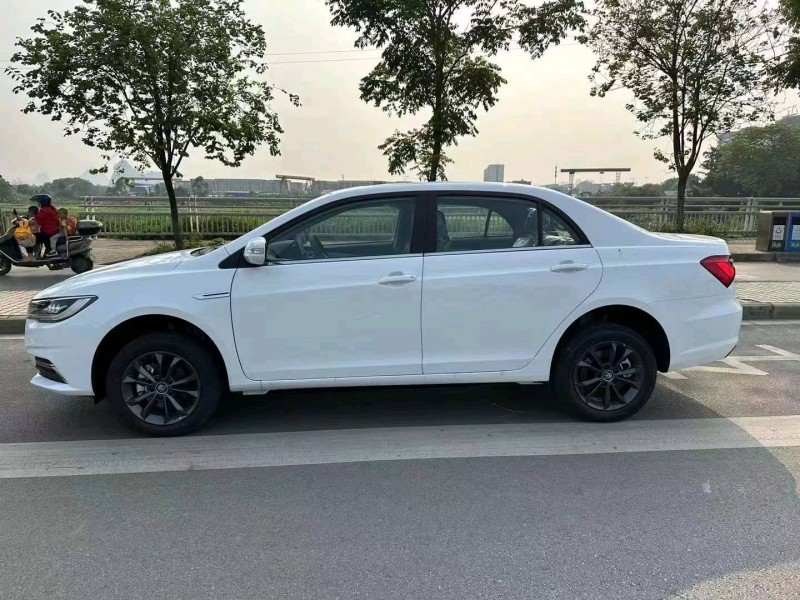 枣庄23年比亚迪秦5