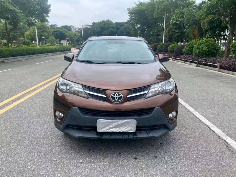珠海14年丰田RAV4荣放1