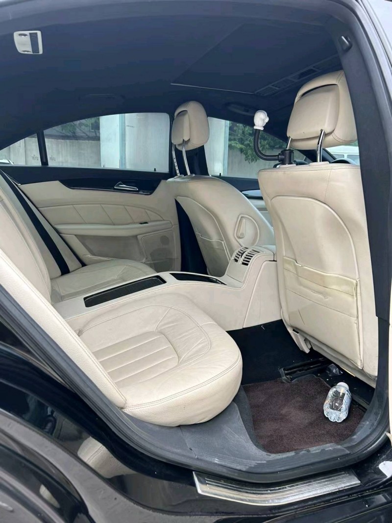 徐州16年奔驰CLS4