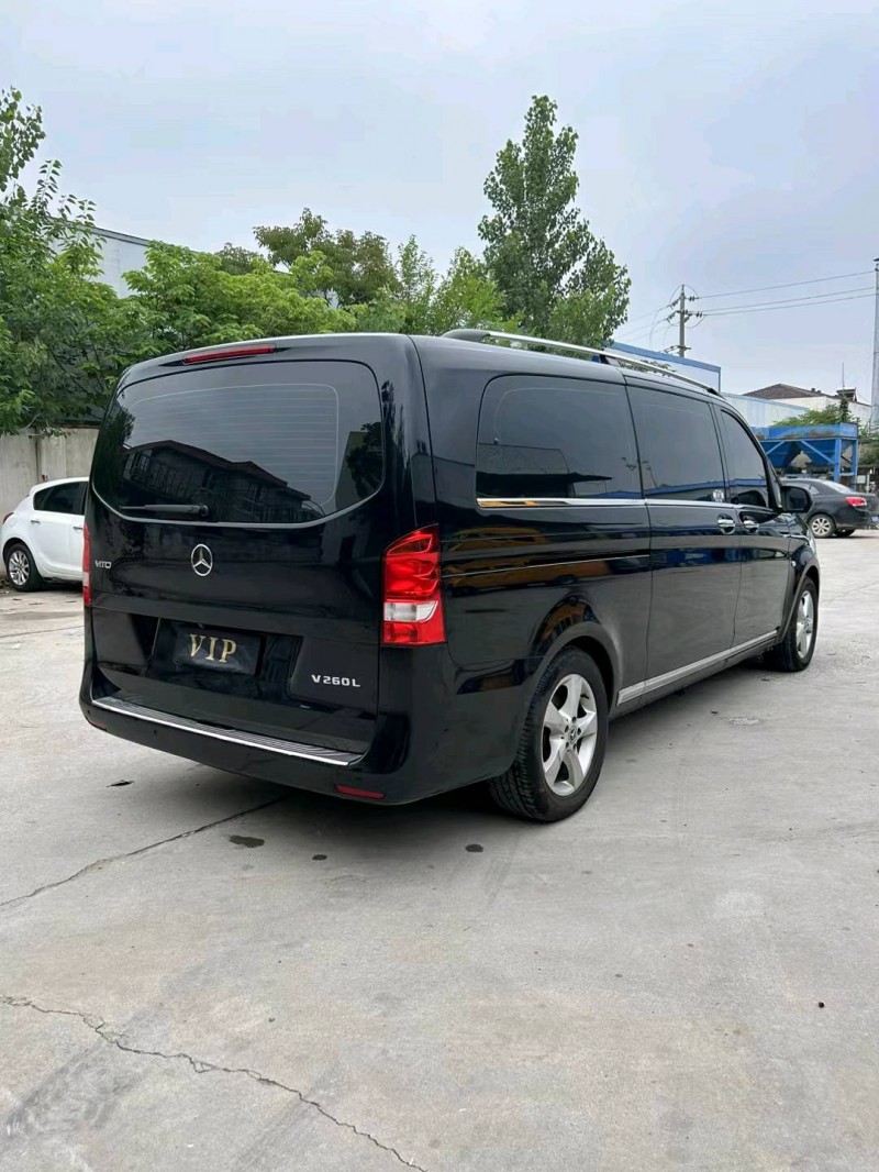 徐州20年奔驰威霆8