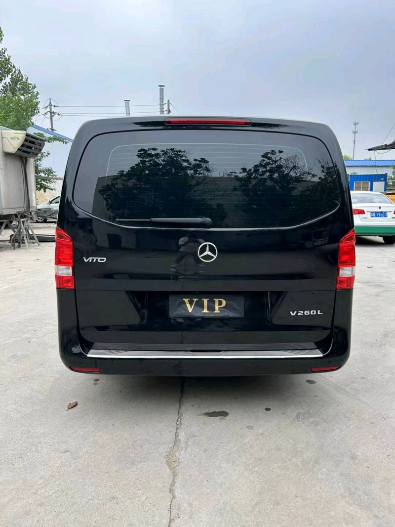 徐州20年奔驰威霆9