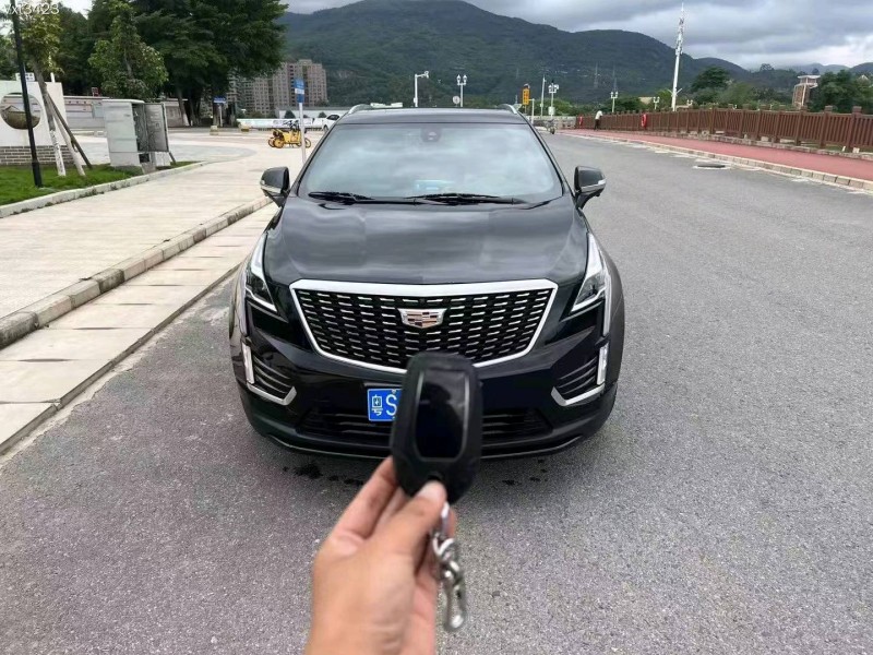 珠海20年凯迪拉克XT51