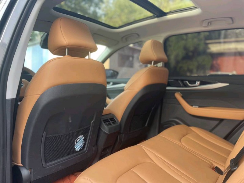 济宁22年威马汽车W65