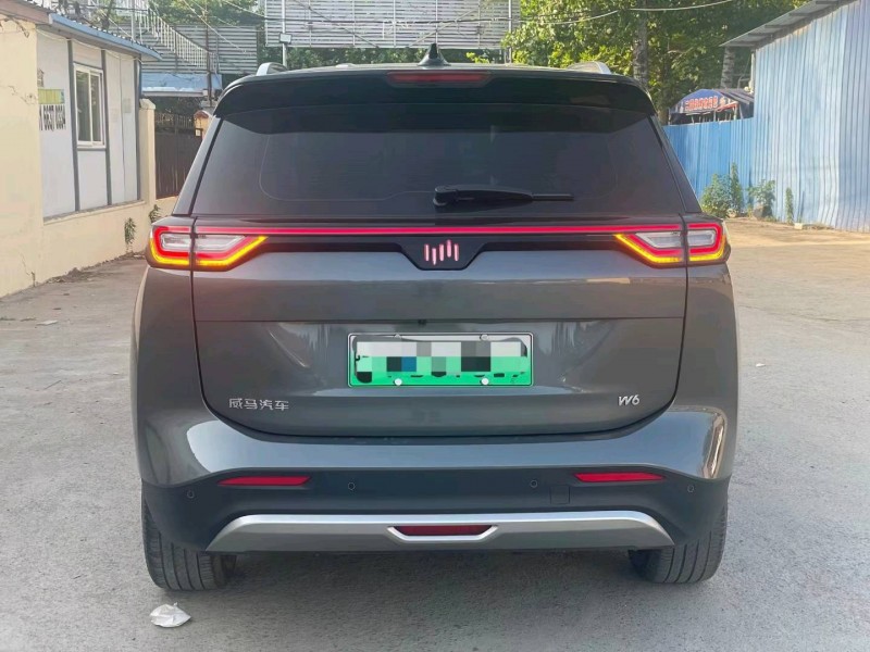 济宁22年威马汽车W69