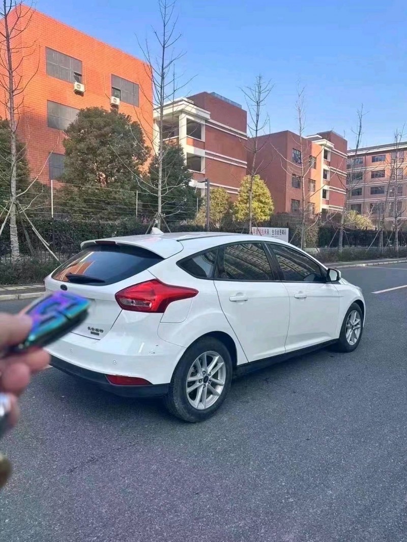 淮南18年福特福克斯5