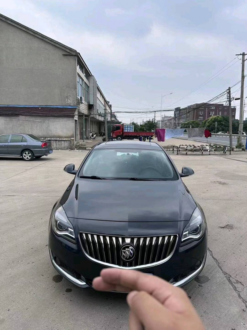 徐州16年别克君威1