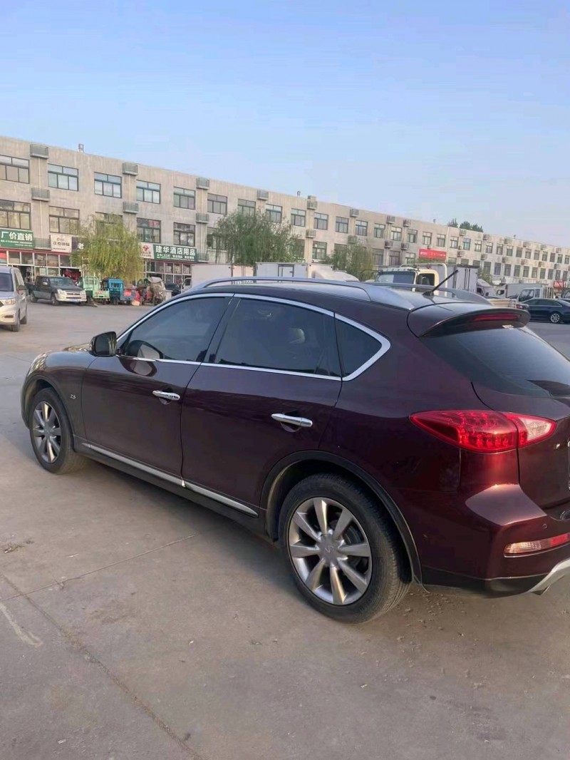 淄博16年英菲尼迪QX502