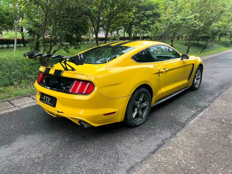 嘉兴15年福特野马5