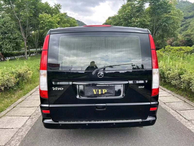 嘉兴16年奔驰威霆3