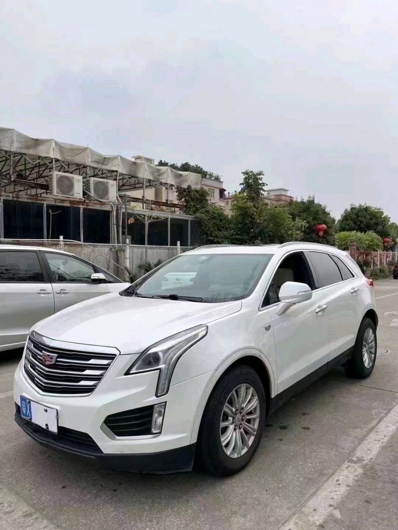 广州17年凯迪拉克XT52