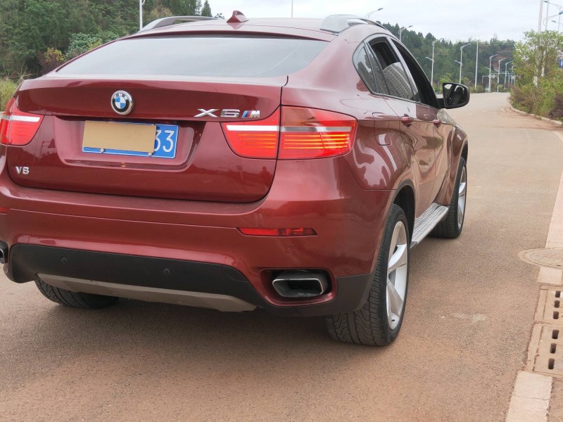 成都10年宝马X65