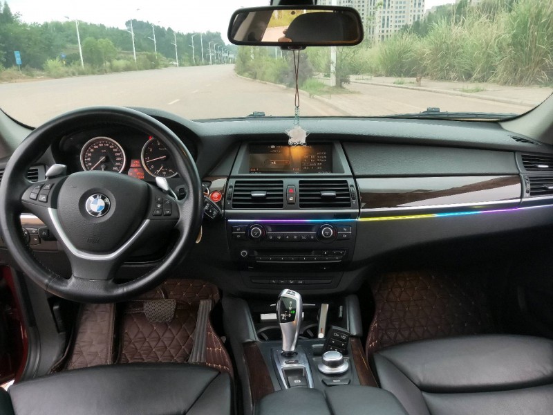 成都10年宝马X67