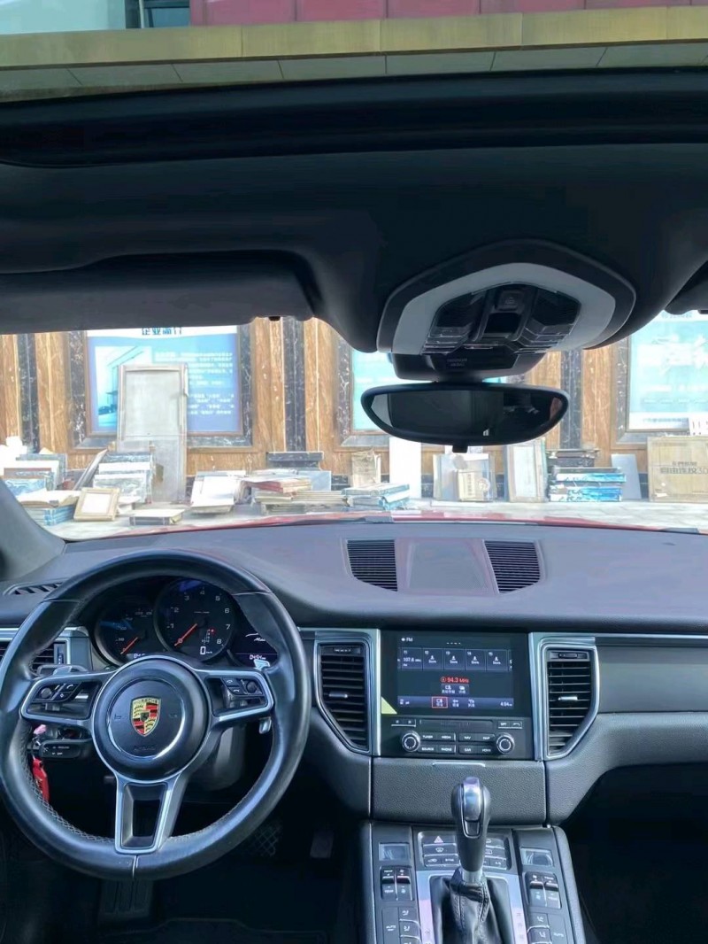 枣庄18年保时捷Macan4
