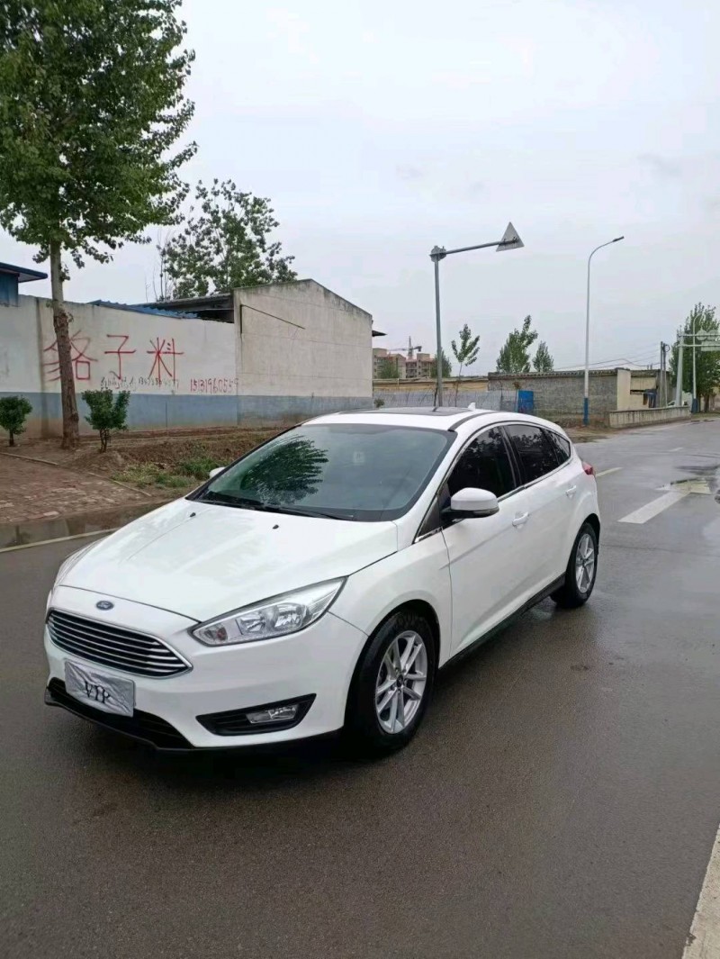 邢台18年福特福睿斯2