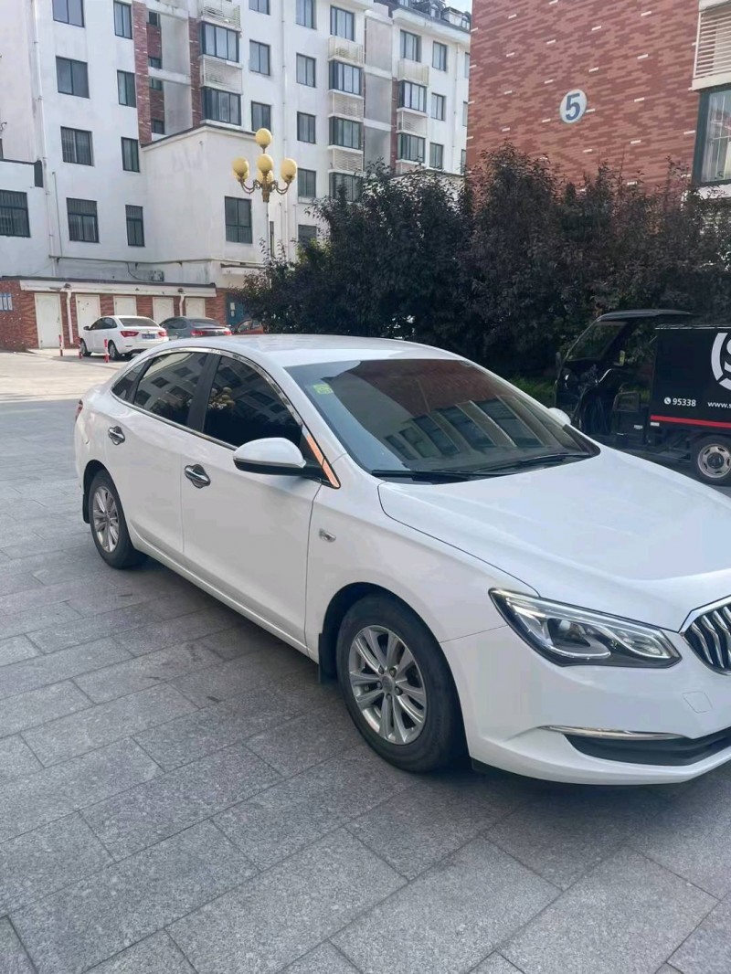 淄博17年别克英朗2