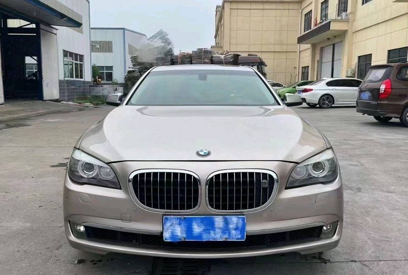 宜昌10年宝马7系1