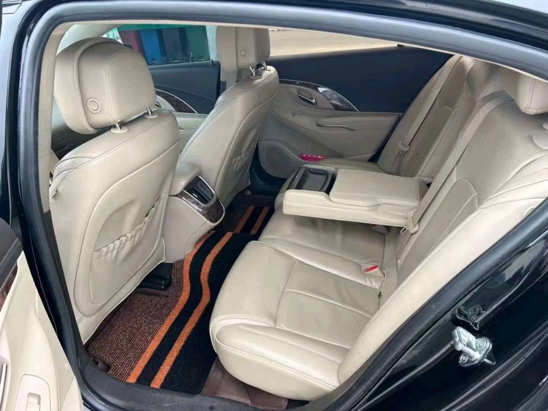 东营15年别克君越6