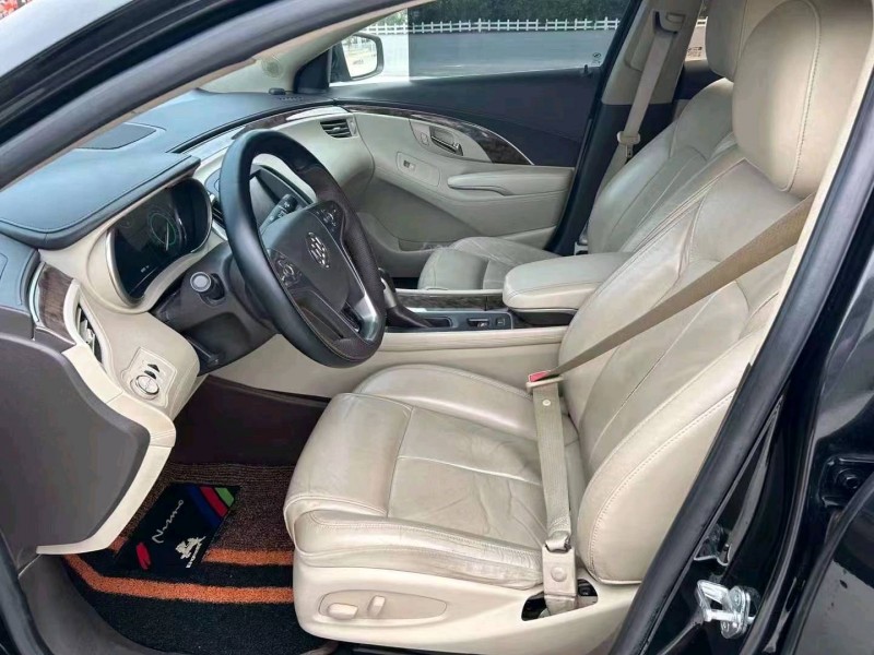 东营15年别克君越8