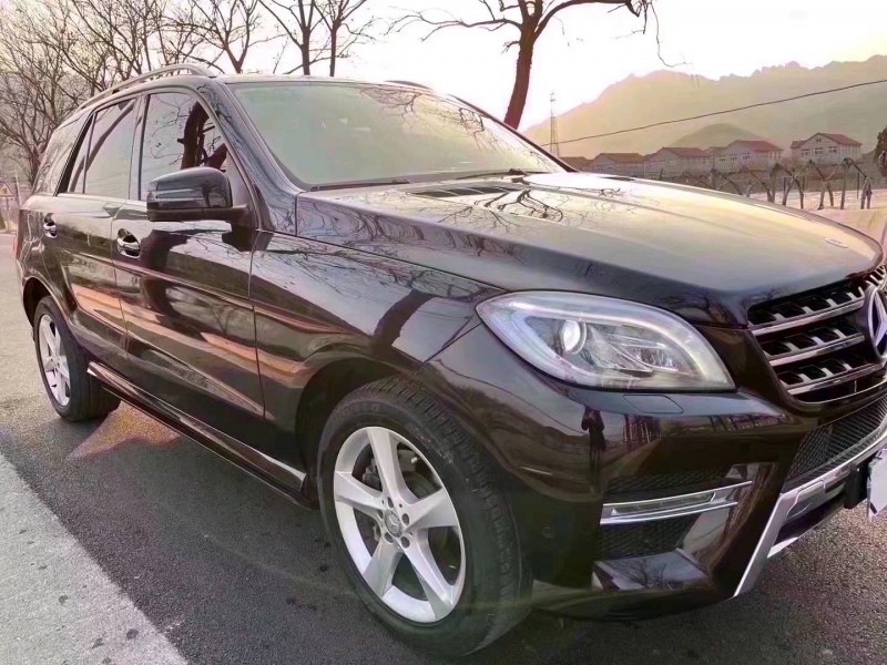 济南15年奔驰ML2