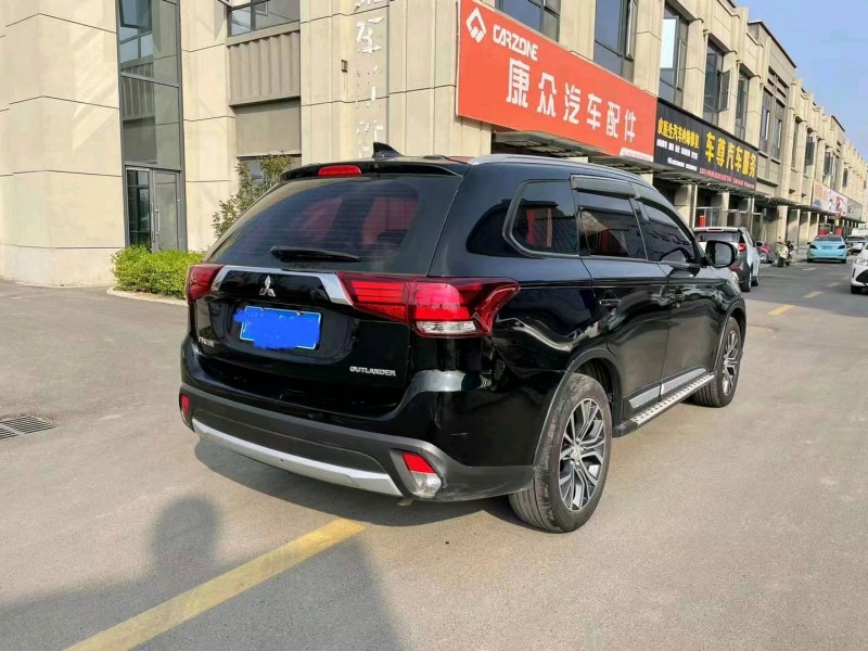 淮南18年三菱欧蓝德4