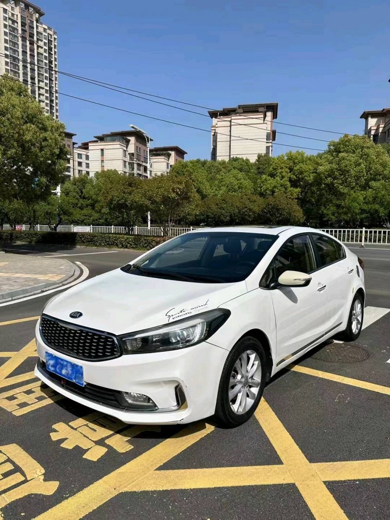 淮南16年起亚K33