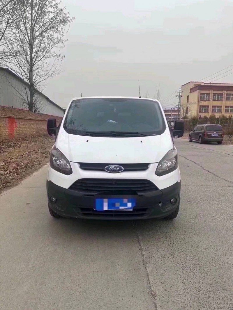 东营17年福特全顺1