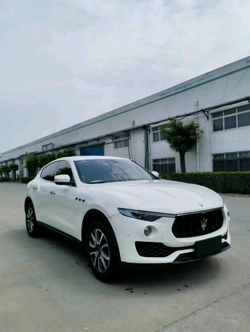 济宁19年玛莎拉蒂Levante3