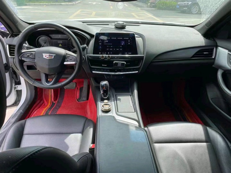 淮南20年凯迪拉克CT56