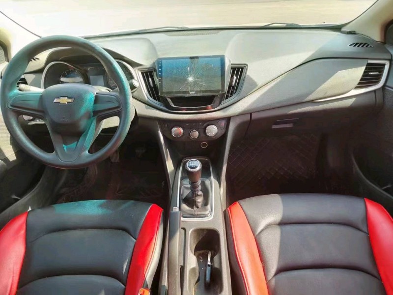 潍坊17年雪佛兰科沃兹6