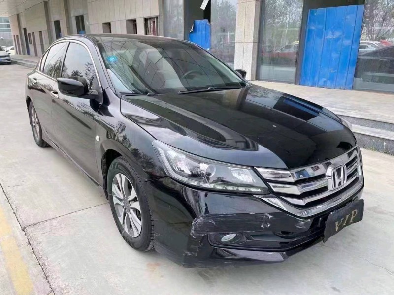 济南14年本田雅阁2