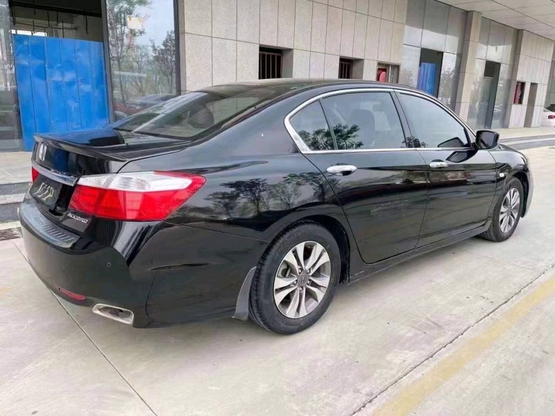 济南14年本田雅阁5